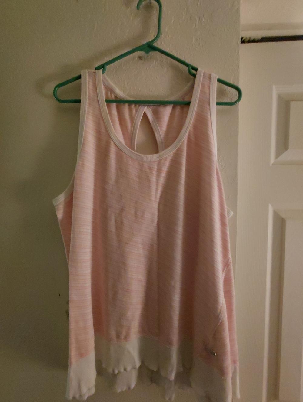 Calvin Klein Women’s Pink Sleeveless Tank Top -